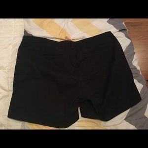 Never worn Black Old Navy shorts